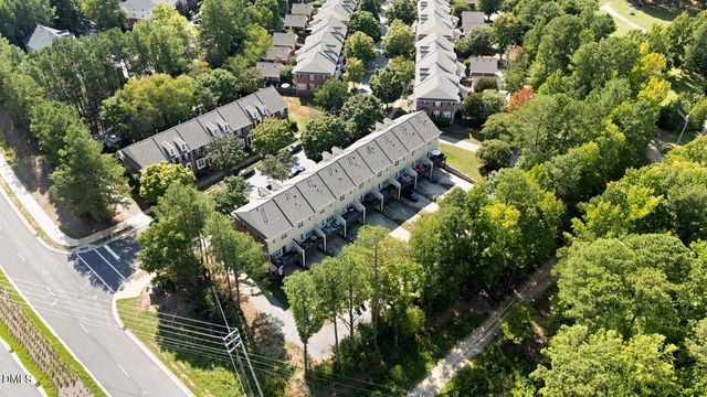 181 Lumina Place, Holly Springs, NC 27540
