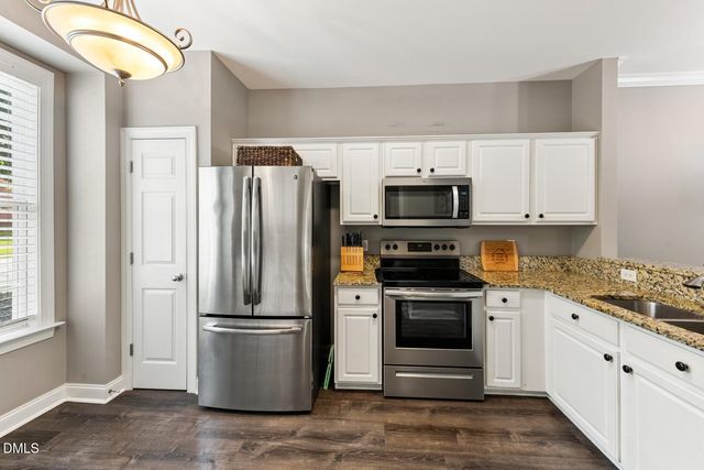 181 Lumina Place, Holly Springs, NC 27540