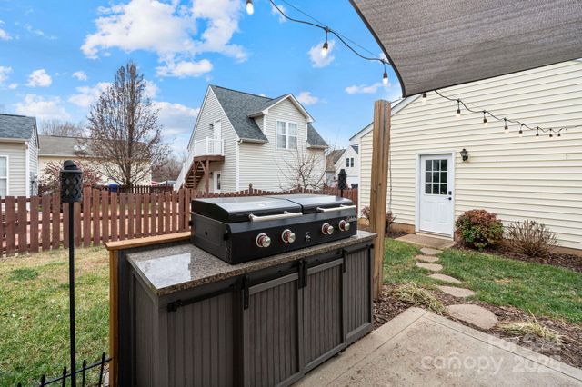 12410 Swan Wings Place, Huntersville, NC 28078