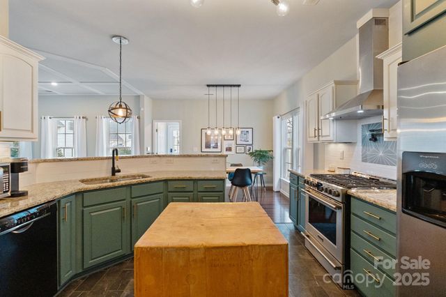 12410 Swan Wings Place, Huntersville, NC 28078