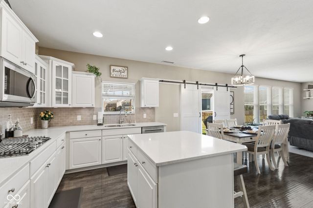 231 Dovetree Drive, Danville, IN 46122