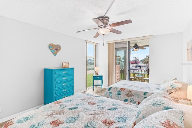7400 SUN ISLAND DRIVE S 203, South Pasadena, FL 33707