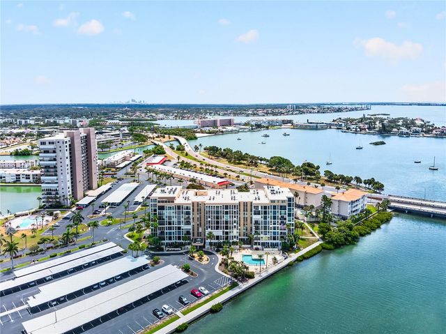 7400 SUN ISLAND DRIVE S 203, South Pasadena, FL 33707