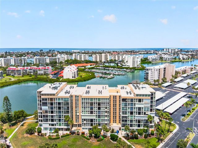 7400 SUN ISLAND DRIVE S 203, South Pasadena, FL 33707