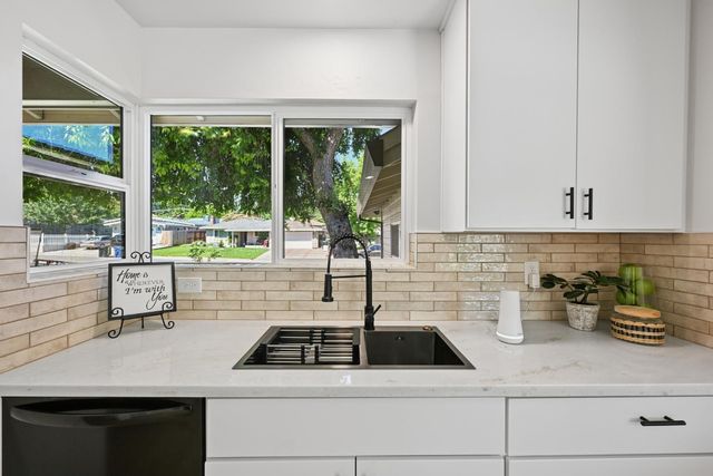 5530 Claiborne Way, Orangevale, CA 95662