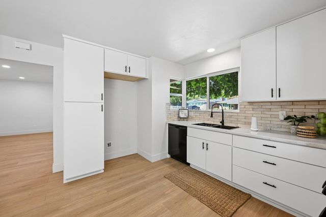 5530 Claiborne Way, Orangevale, CA 95662
