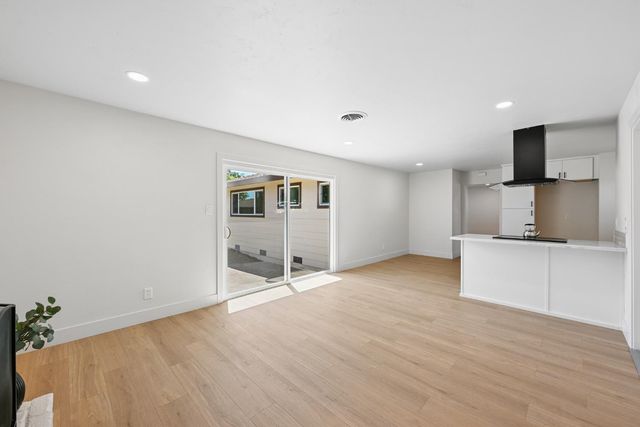 5530 Claiborne Way, Orangevale, CA 95662