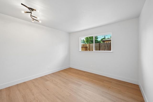 5530 Claiborne Way, Orangevale, CA 95662