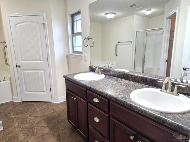 6774 Gettysburg Blvd, Bagdad, FL 32530