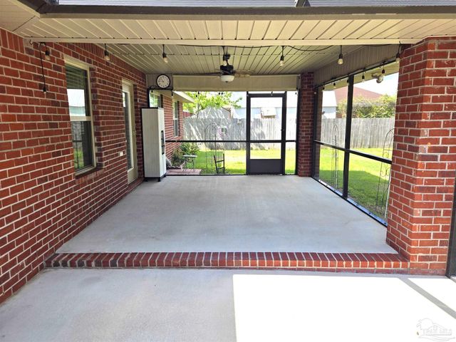 6774 Gettysburg Blvd, Bagdad, FL 32530