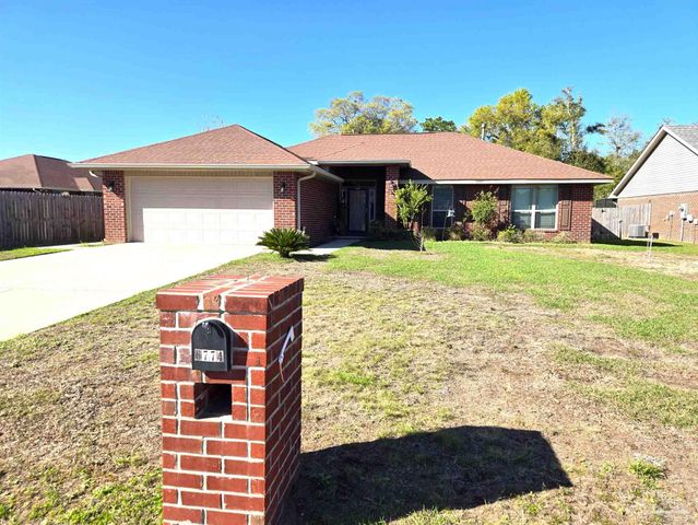 6774 Gettysburg Blvd, Bagdad, FL 32530