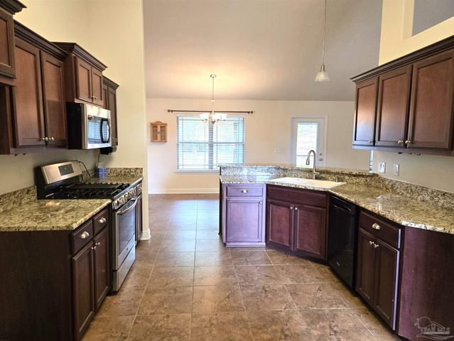 6774 Gettysburg Blvd, Bagdad, FL 32530