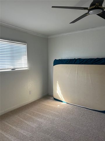 119 San Saba Dr, Portland, TX 78374