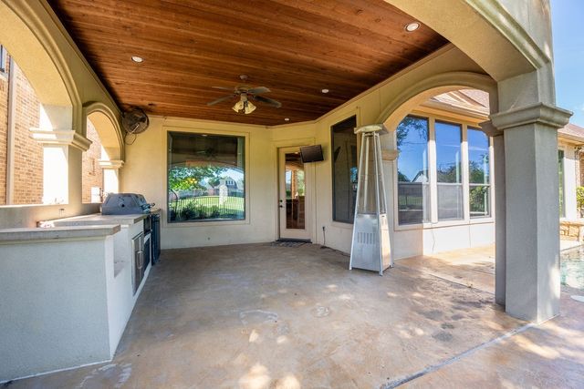 1860 Masters Drive, Desoto, TX 75115