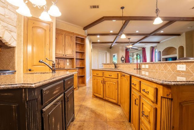 1860 Masters Drive, Desoto, TX 75115