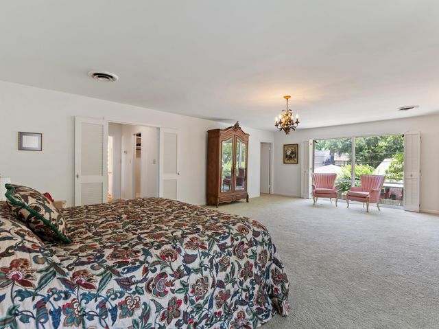 2721 Oak Drive, Bay City, TX 77414