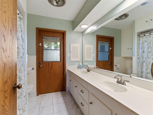 2721 Oak Drive, Bay City, TX 77414