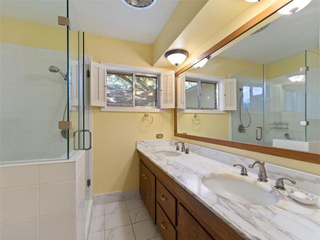 2721 Oak Drive, Bay City, TX 77414