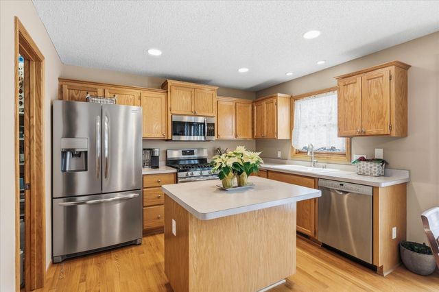 19053 Everest Trail, Farmington, MN 55024