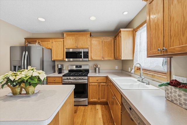 19053 Everest Trail, Farmington, MN 55024