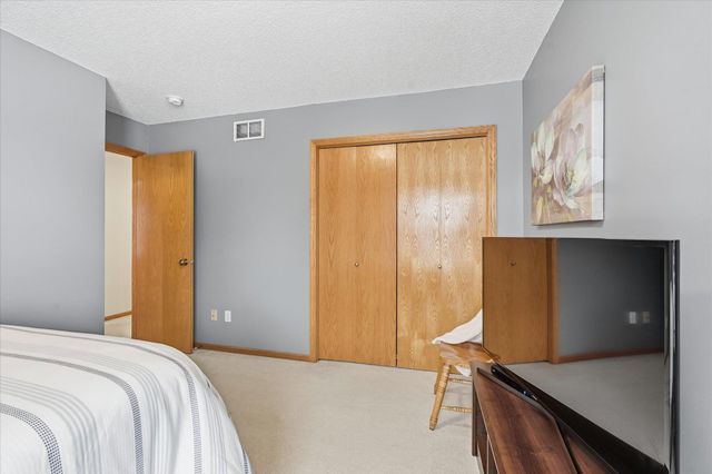 19053 Everest Trail, Farmington, MN 55024