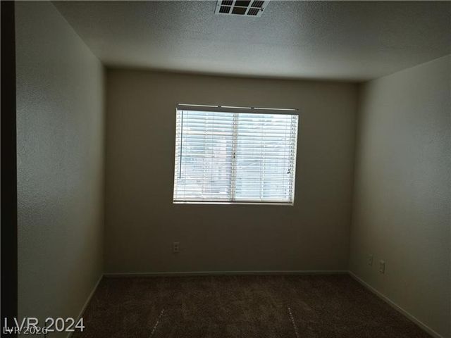 70 Belle Essence Avenue, Las Vegas, NV 89123
