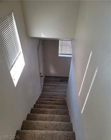 70 Belle Essence Avenue, Las Vegas, NV 89123