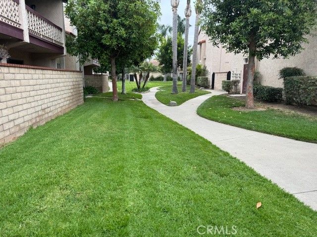 700 W La Veta Avenue G8, Orange, CA 92868