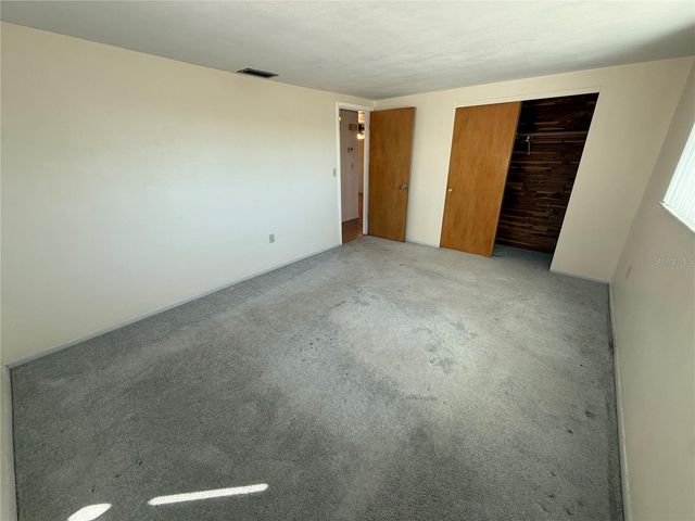 11718 NEWELL DRIVE, Port Richey, FL 34668