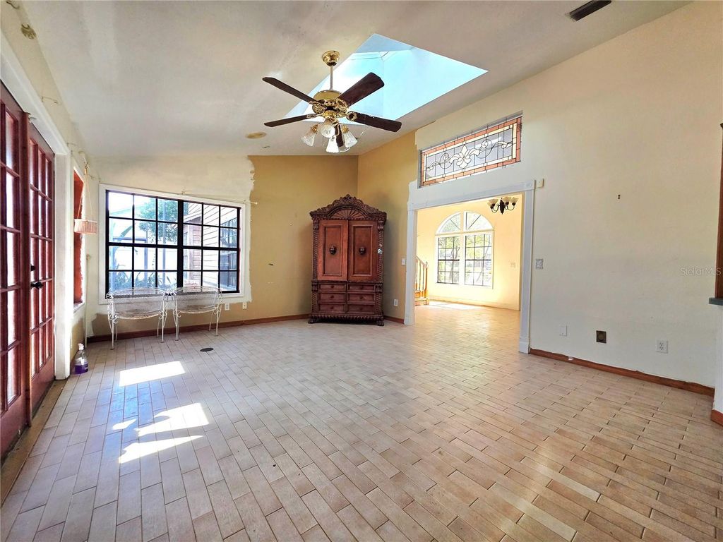 Image 42 of property listing at 4231 TALL TREE DRIVE, Orlando, FL 32810
