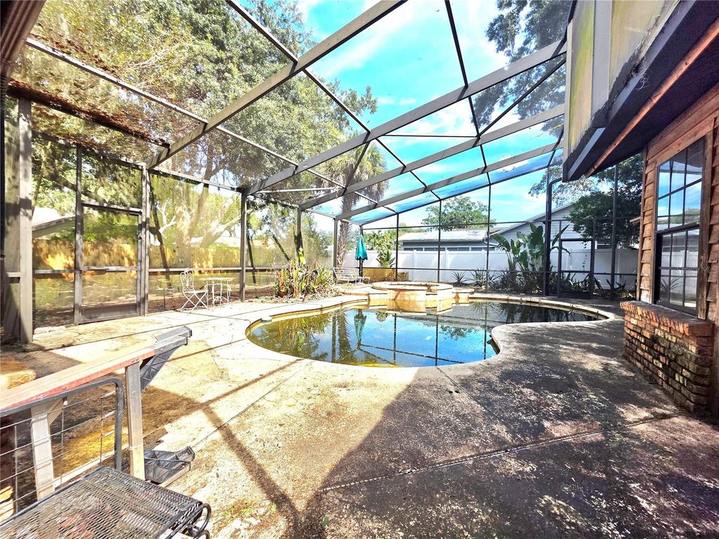 Image 71 of property listing at 4231 TALL TREE DRIVE, Orlando, FL 32810