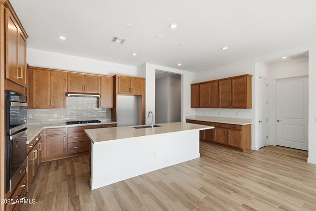 21461 W MEADOWBROOK Avenue, Buckeye, AZ 85396