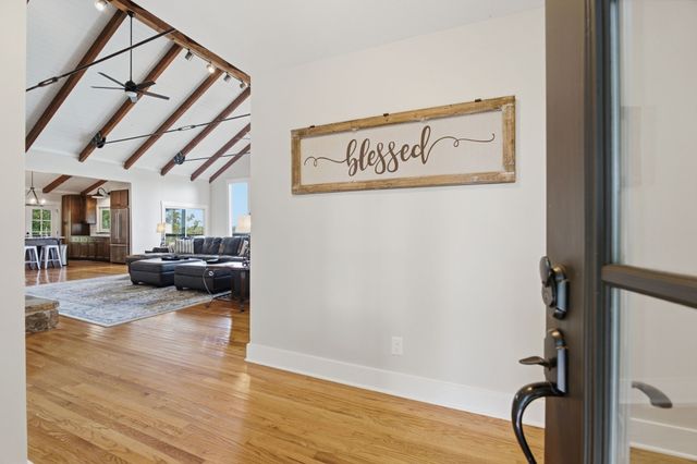 220 Summit Pointe Lane, Smithville, TN 37166