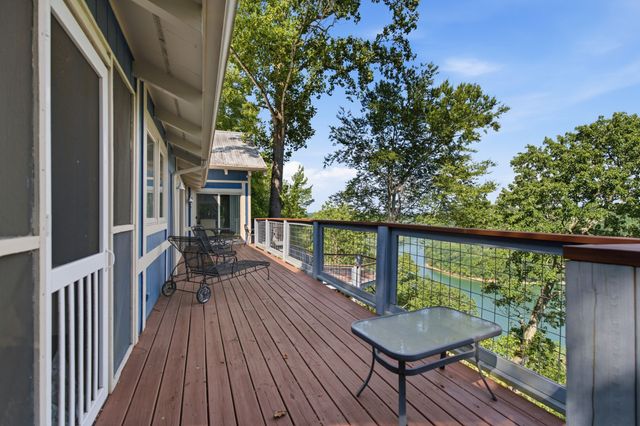 220 Summit Pointe Lane, Smithville, TN 37166