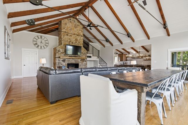 220 Summit Pointe Lane, Smithville, TN 37166