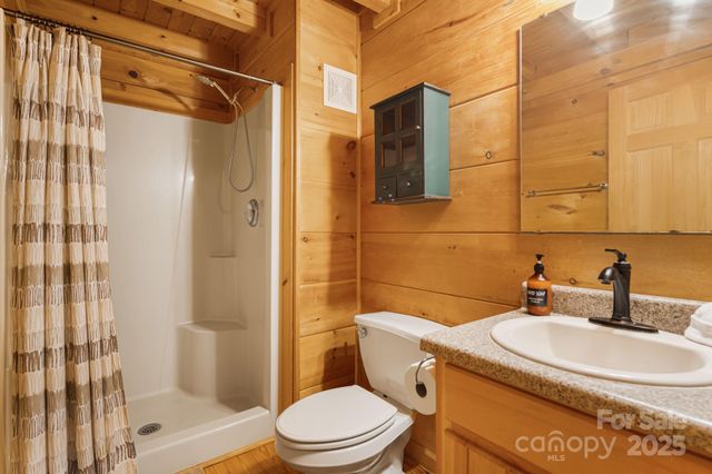 898 Morgan Hill Road, Black Mountain, NC 28711