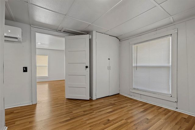 1310 N Rusk Street, Weatherford, TX 76086
