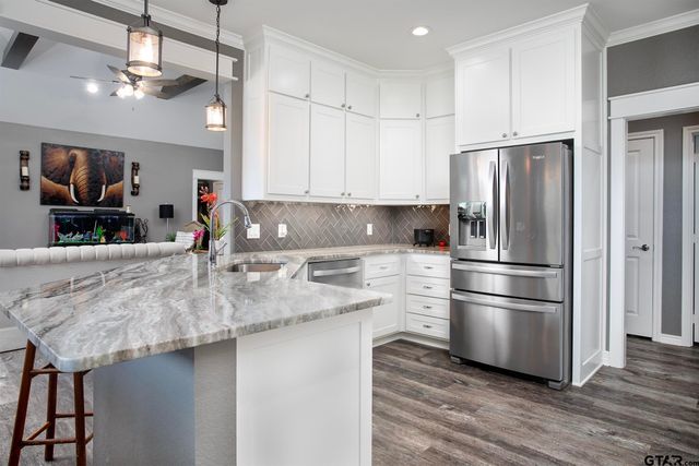 18352 Timber Oaks, Lindale, TX 75771