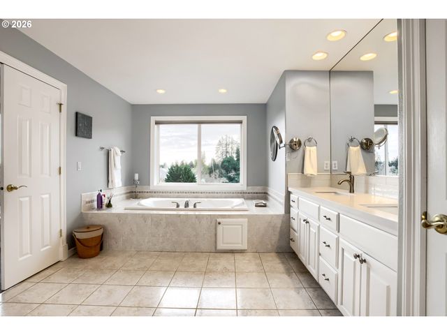 13350 Sw 129TH Ave, Portland, OR 97223