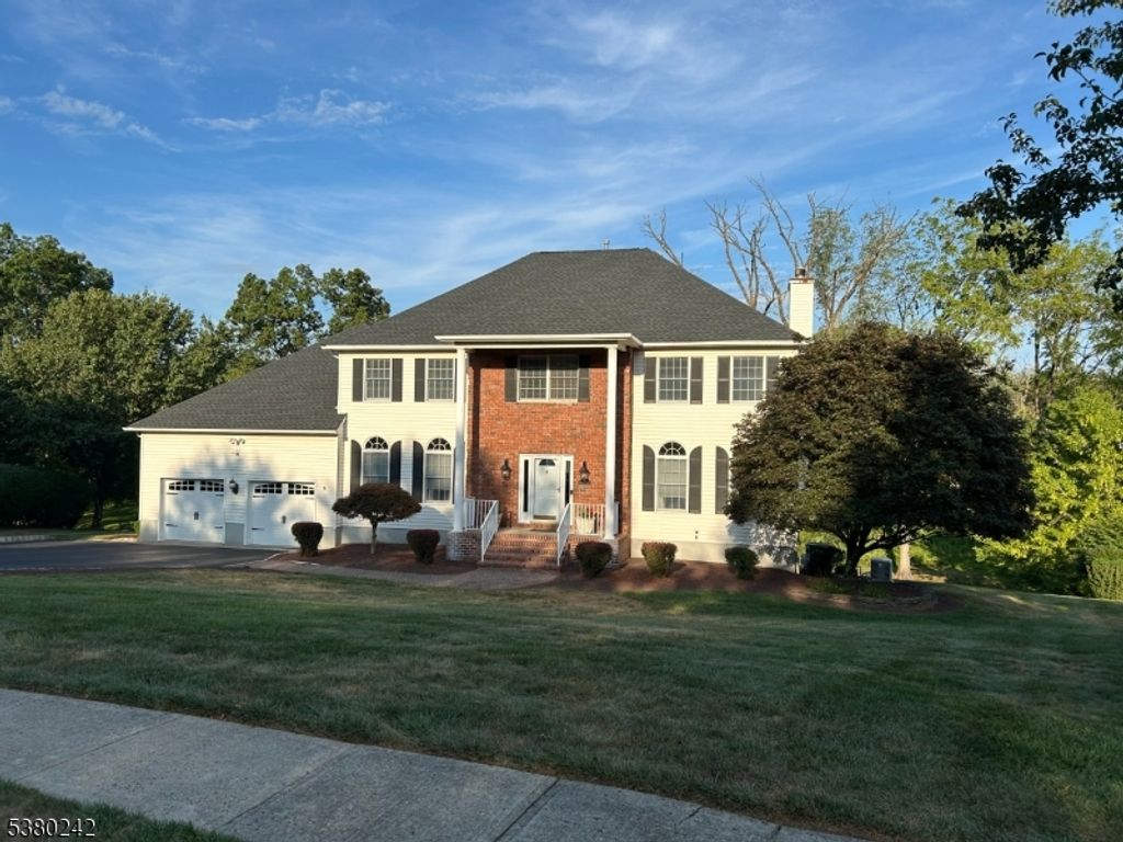 143 Brandon Ct, Branchburg Twp., NJ 08853
