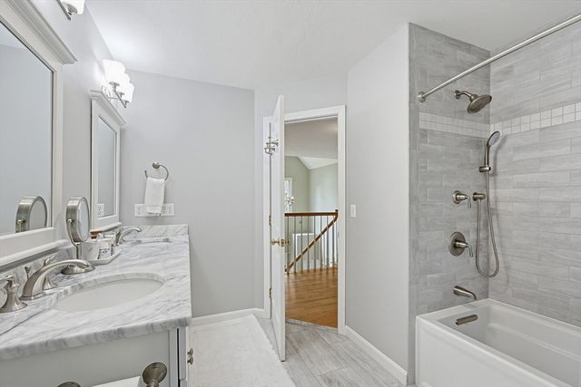 8 Douglas Dr, Mansfield, MA 02048
