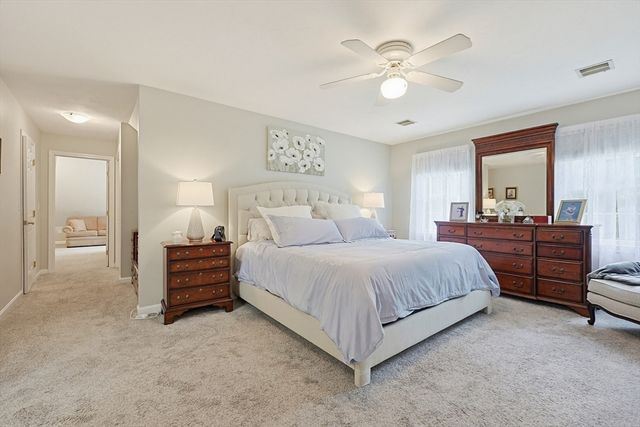 8 Douglas Dr, Mansfield, MA 02048