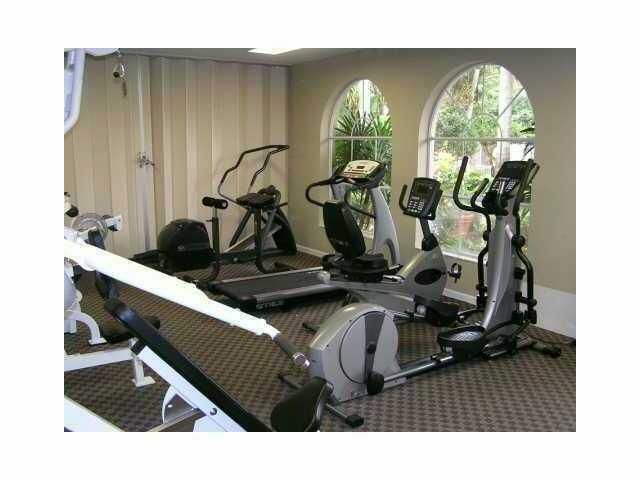 7108 Glenmoor Drive 7108, West Palm Beach, FL 33409
