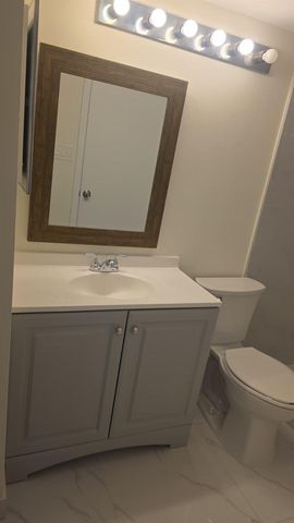 7108 Glenmoor Drive 7108, West Palm Beach, FL 33409