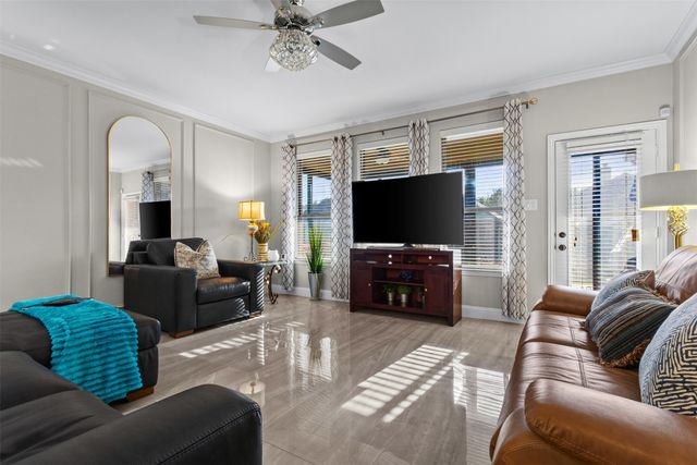 205 Melody Way, Red Oak, TX 75154