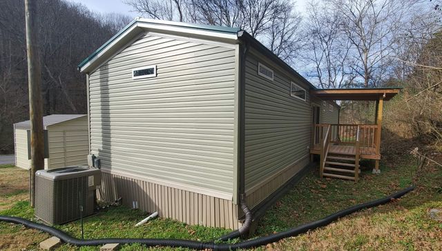 1748 Dry Fork Rd, Granville, TN 38564