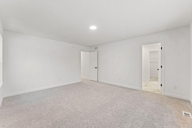 22372 Isla Way, Rogers, MN 55374