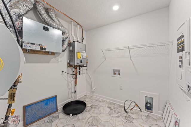 22372 Isla Way, Rogers, MN 55374