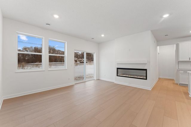 22372 Isla Way, Rogers, MN 55374