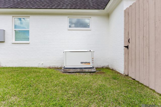 13534 Mary Edith Pl, Baton Rouge, LA 70809